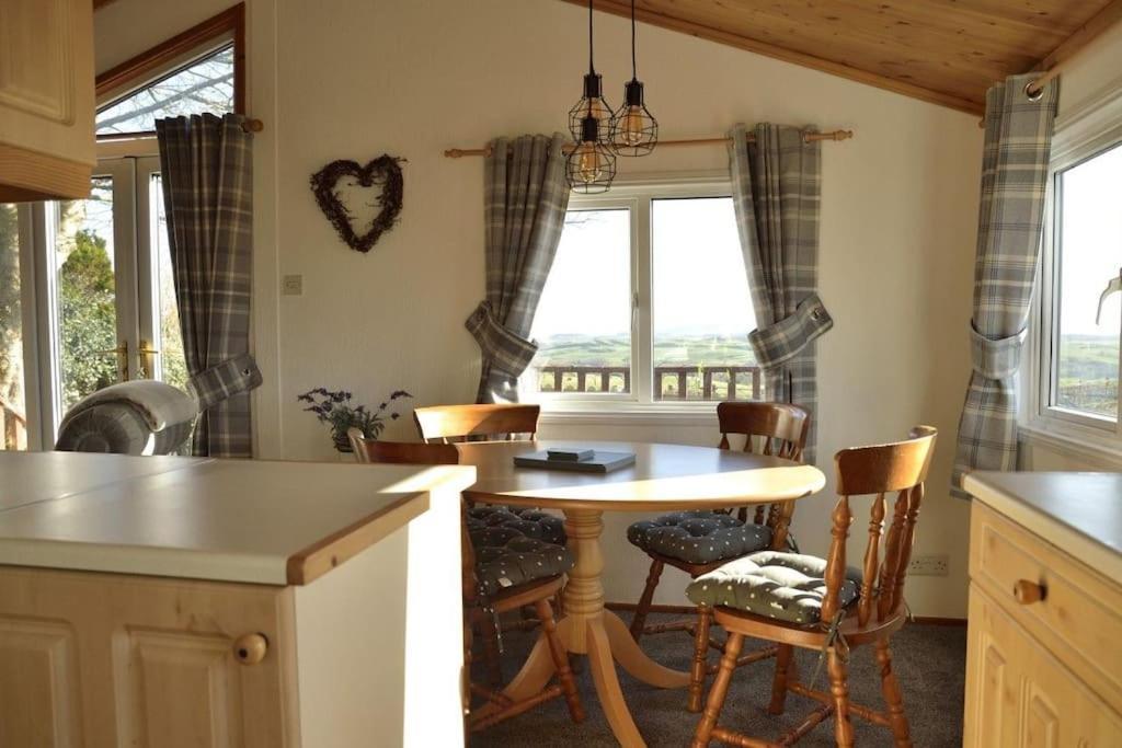 Lochhill Stable Lodge Castle Douglas ภายนอก รูปภาพ