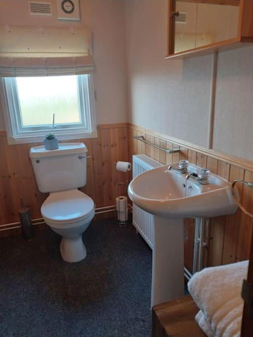 Lochhill Stable Lodge Castle Douglas ภายนอก รูปภาพ